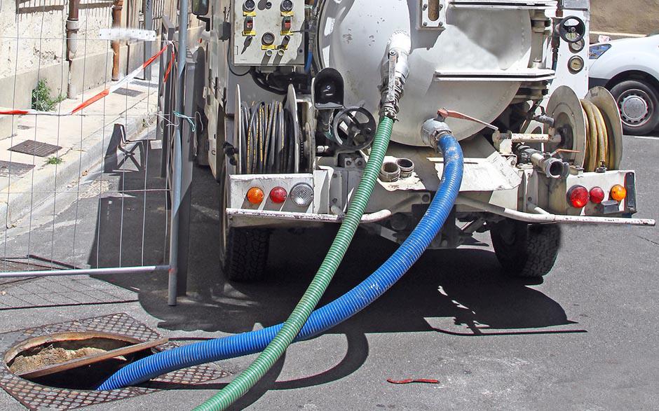 entreprise de débouchage de canalisation Les Mureaux